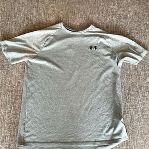 Under armour- Women’s medium